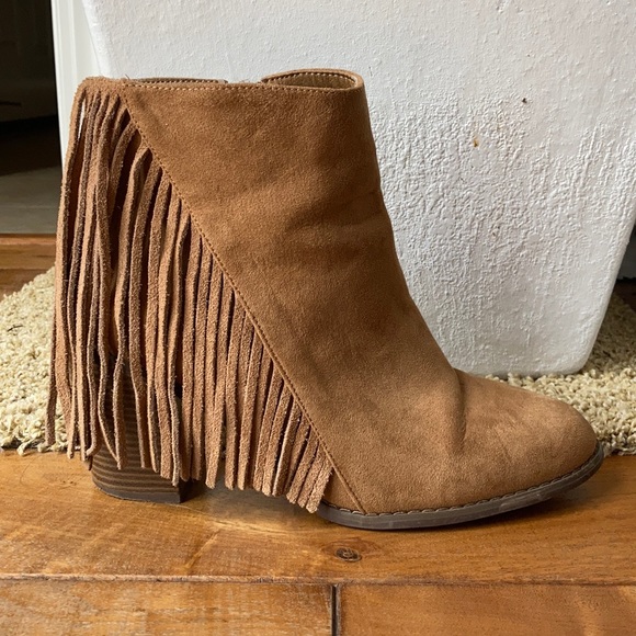 Forever 21 Brown Suede Fringe Booties (Size 9) - Picture 2 of 5